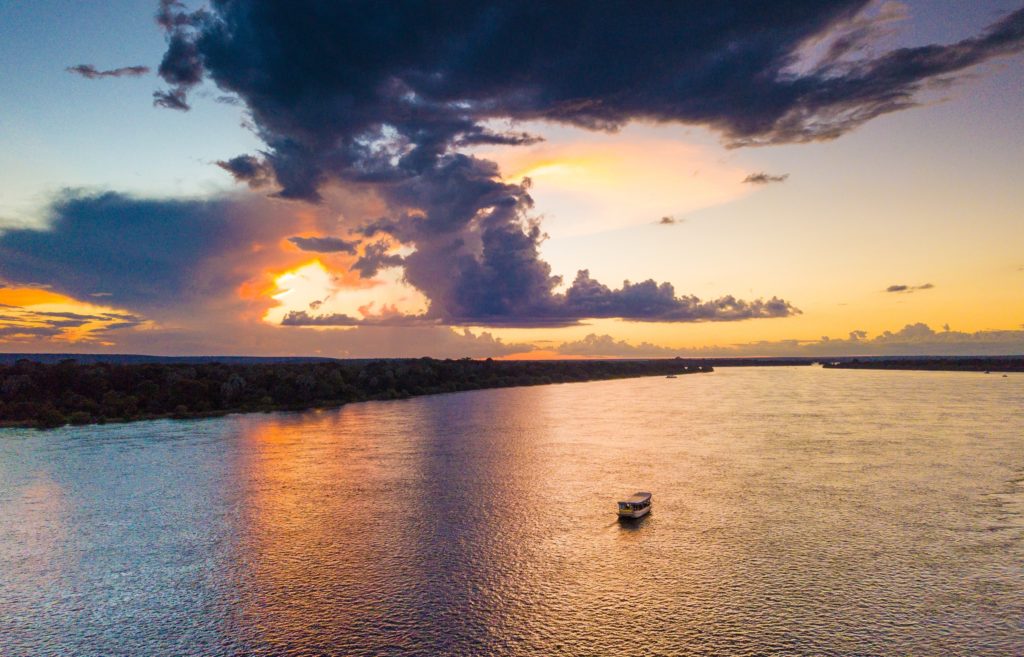 Photo credit: Shaun McMinn Photography Zambezi River cruise